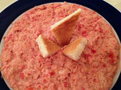 tomaten-weissbrot-chili-gazpacho-brei_20130812_zg.jpg