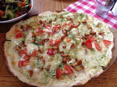 salat_flammkuchen_20130821_zg1.jpg