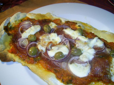 PizzaOlivebor.jpg