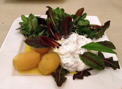 gartensalat_quark_pellkartoffeln_201403123_zg.jpg