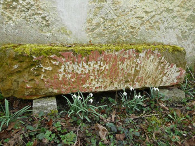 Sitzstein_kl.jpg