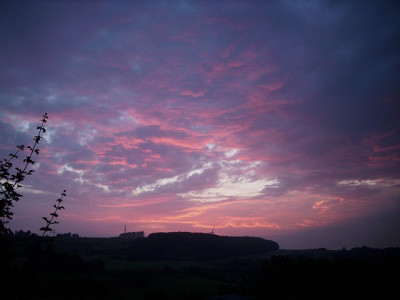 2014_sonnenaufgang_vorm_gewitter.jpg