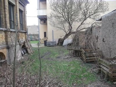 Hinterhof3.JPG