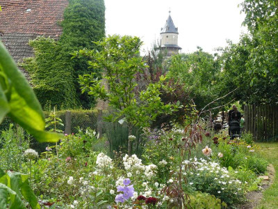 Garten vom Hausgeist.JPG