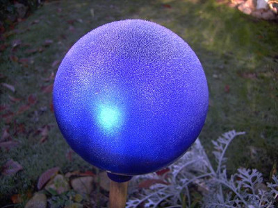 Blaue_Rosenkugel.JPG