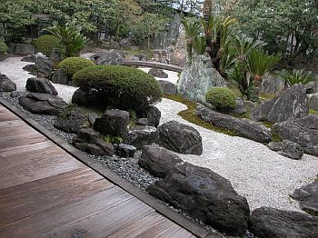 nishi_hoganji.jpg