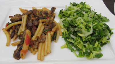 IMG_8204 Essen am 25.6.15 - Pasta mit Waldpilzen.jpg