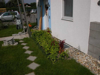 vorm_Haus.jpg