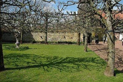 Huys_de_Dohm_Marz_200619.jpg