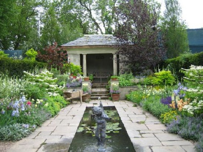 Chris_Beardshaw_Wormcast_Garden.jpg