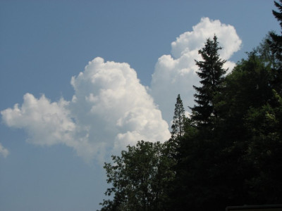 CLOUDS_FR_2107_I.jpg