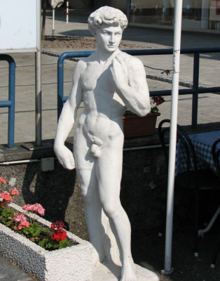 LOKAL_SO_2307_XI.jpg