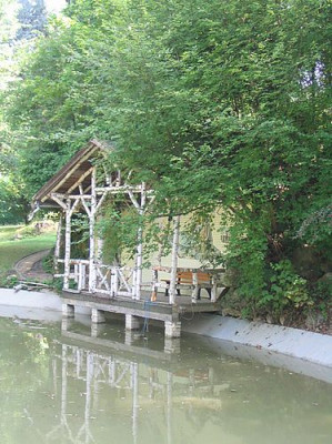 Bild_17_Bootshaus.jpg