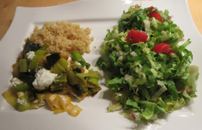 IMG_0262 Essen am 5.11.15 - Porree mit Schafskäse, Bulgur, Endivien mit Tomaten.jpg