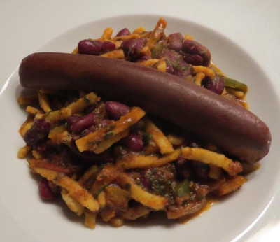 IMG_1110 Essen am 5.1.16 - Chili sin carne mit Veggie-Würstchen, Salat.jpg