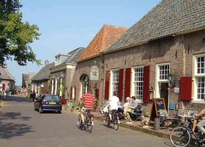 Bronckhorst_2_05-09-2004.jpg