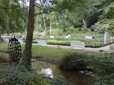 rosengarten_2_neuss.JPG
