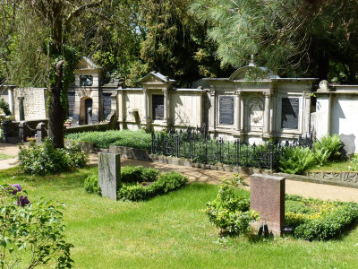 2016-05-14 Treffen Dresden - Loschwitzer Friedhof 1.jpg