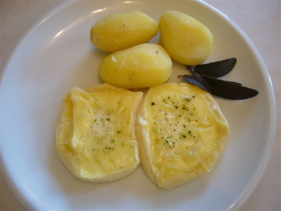 Camembert.JPG