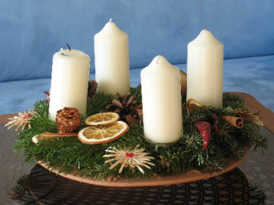 AdventskranzNeu.JPG