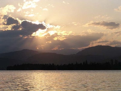 sonnenstrahlensee.jpg