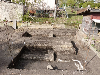 2017-04-19 Gewächshausbaustelle.jpg