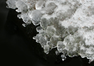 Schnee-Bach-9.jpg