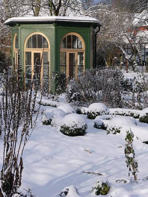 Noch-schon-wieder-schneepavillon.jpg