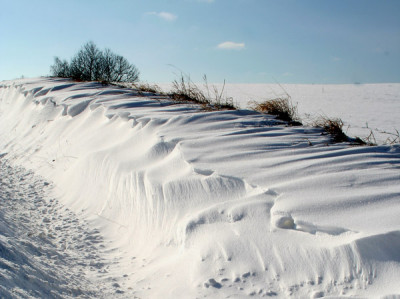 Schneeverwehungen.jpg