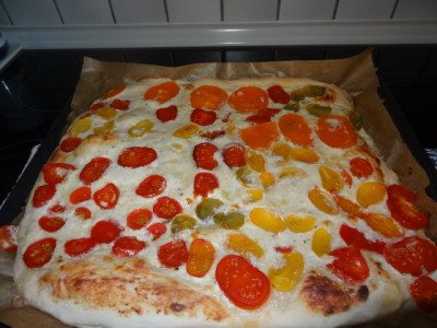 tomatenpizza.JPG