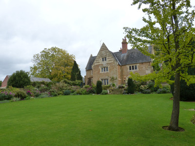 2017-10-04 Coton Manor Garden 24.jpg