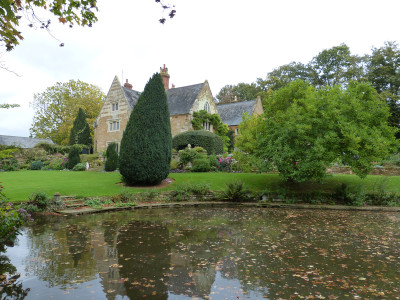 2017-10-04 Coton Manor Garden 25.jpg