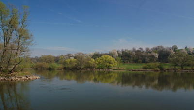 MainBlau-100407.jpg