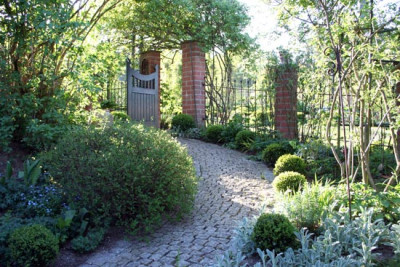 Aprilgarten-1.jpg