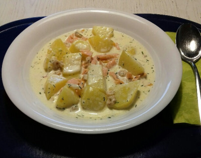 Lachs-Krabben-Suppe.jpg