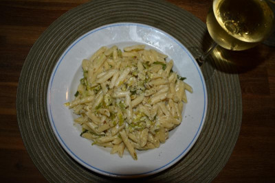 Penne mit Lauchsauce 001.JPG