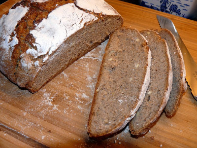 181008_Dinkel-Maronenbrot_2.jpg