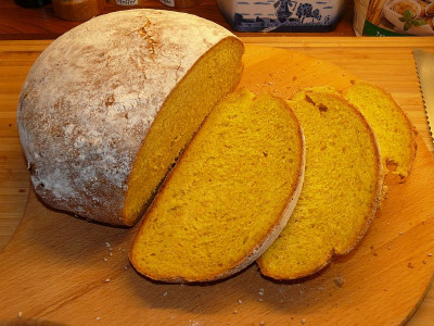 181121_Kürbis-Dinkelbrot_2.jpg