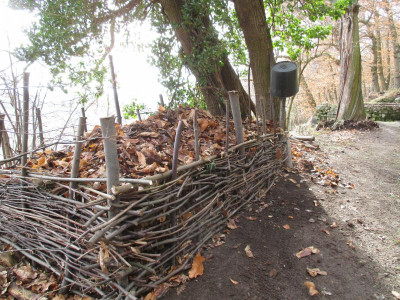 Kompost beim Gartenhaus 20190209_02.JPG
