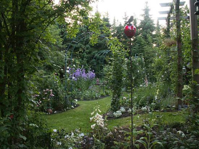 Garten-am-Abend.jpg
