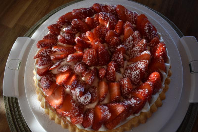 erdbeerkuchen ostern 19 001.JPG