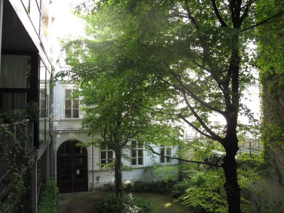 aus dem fenster.img.JPG