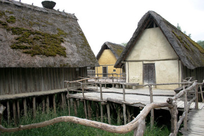 Pfahlbauten0907.jpg