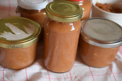 Speierlingmarmelade 001.JPG