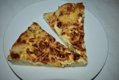 Zwiebelkuchen 002.JPG