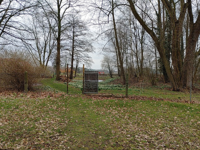 Torg2020_03_07_19UeGartenTorOffen.jpg