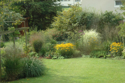 20070828-125259_0003778c-Garten_o.JPG