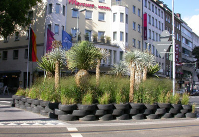 Verkehrsinsel_Mintropplatz.jpg