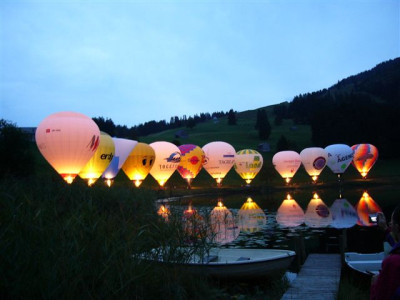 Ballongluhen.2006.JPG