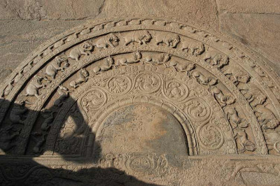 071425_polonnaruwa_mondstei.jpg